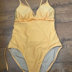 Women’s Old Navy One Piece Swimsuit
